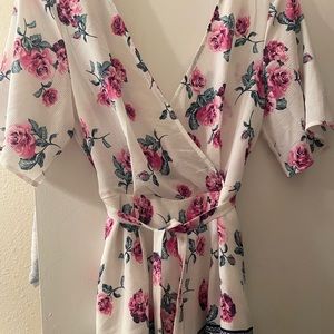 Floral romper 🌺🌸